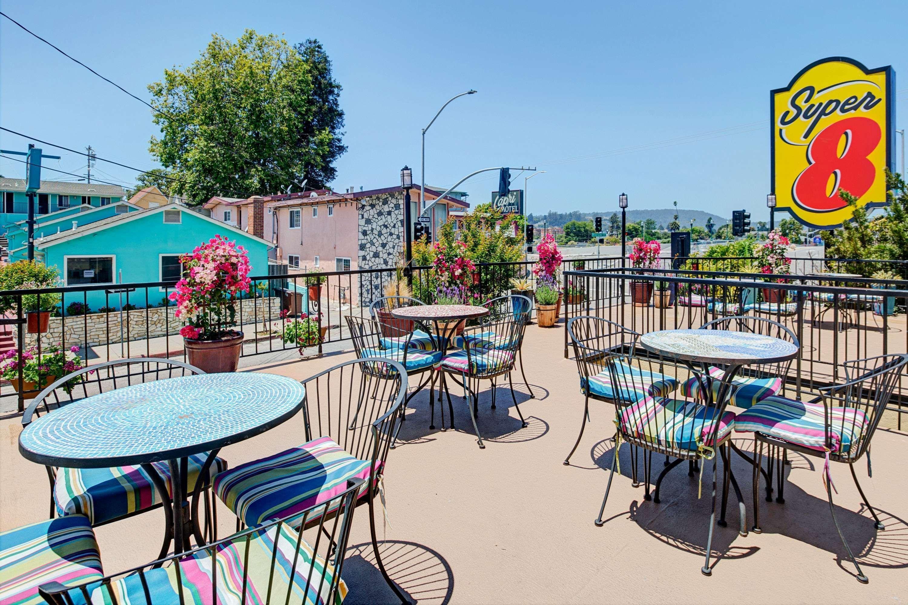Super 8 By Wyndham Santa Cruz Beach Boardwalk Εξωτερικό φωτογραφία